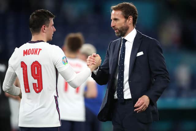 England manager Gareth Southgate shakes hands with Mason Mount after the Euro 2020 quarter-final match vs Ukraine. Picture: Nick Potts/PA Wire