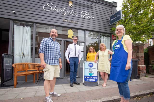 Councillors Ian Holder, George Fielding, Suzy Horton, FSB's Emma Weatherstone and Becki Simmons outside Sherlocks Bar Southsea on 2nd June 2021
Picture: Habibur Rahman