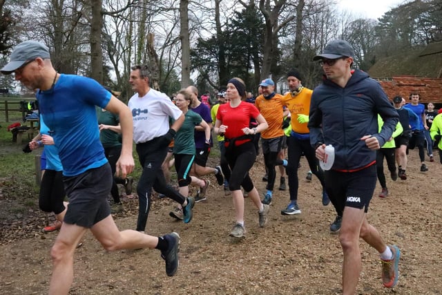 Runners set off in the Havant parkrun Picture: Chris Moorhouse (jpns 150122-03)