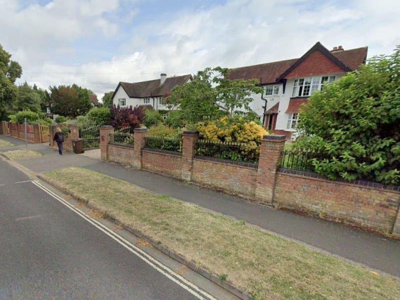 The average cost of a property in PO12 2JS The Avenue, Alverstoke is £703,333.