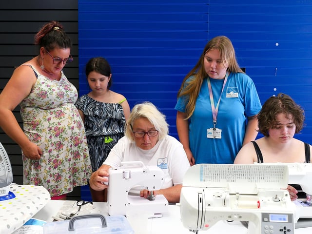 A needle is rethreaded. Waterlooville Music and Arts Festival took place in the precinct, WaterloovillePicture: Chris  Moorhouse (170824-64)