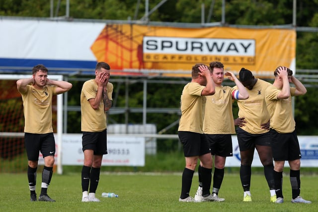 Agony for Wicor Mill following their penalty shoot-out defeat. Picture: Chris Moorhouse (jpns 210523-21)