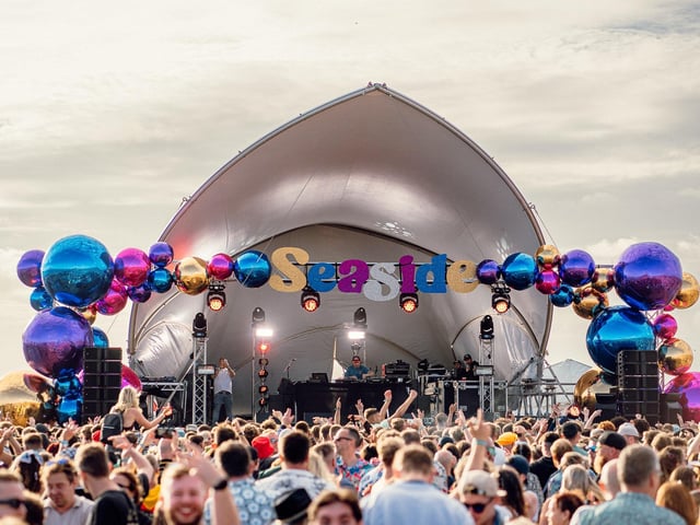 Victorious Festival got off to a brilliant start with a range of wonderful performances from the likes of Fatboy Slim, Louis Tomlinson, Jess Glynne, Snow Patrol and Maximo Park.Pictured: Seaside Stage Picture: Victorious Festival/Strong Island