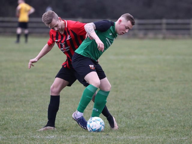 Saturn Royale (green) v Fairfields. Picture: Stuart Martin