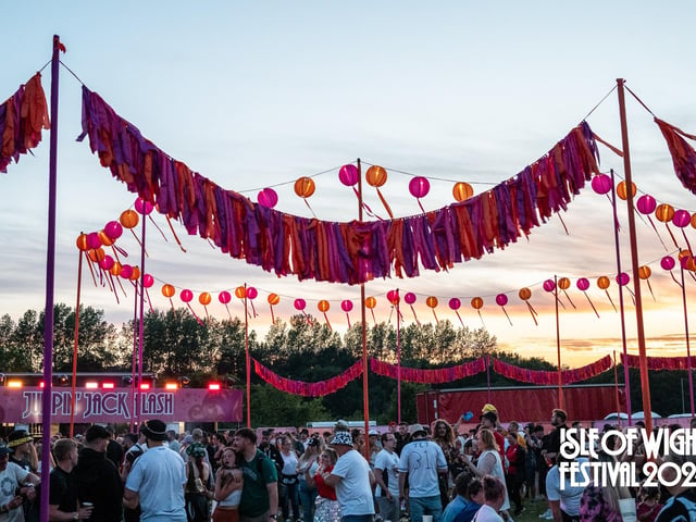 The first wave of campers arrived at The Isle of Wight Festival yesterday (Thursday, June 20), to kickstart a four day extravaganza of amazing music.