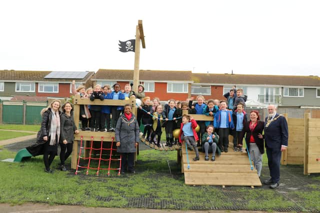 Moorings Way Infant School have opened their new boat themed play area and they had special guests at the unveiling including the Lord Mayor of Portsmouth, Cllr Hugh Mason, MP, Stephen Morgan and the Leader of Portsmouth City Council, Cllr Gerald Vernon-Jackson.