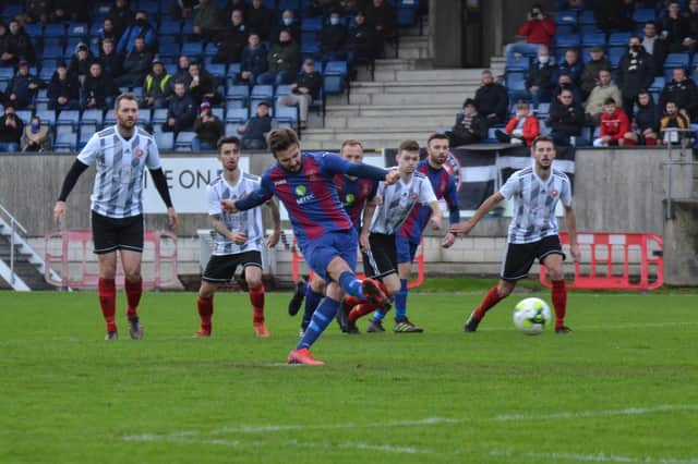 Dec Seiden converts a first minute penalty against Millbrook. Picture: Daniel Haswell.