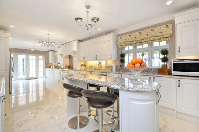 The kitchen is beautiful and contemporary. 
Photo credit: Zoopla