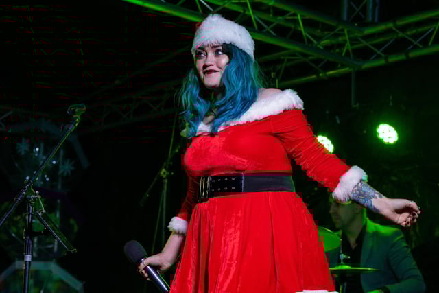 Singer Nathalie Gunn and The Spoils belted out classic covers to keep the entertainment flowing. Picture: Mike Cooter (251123)