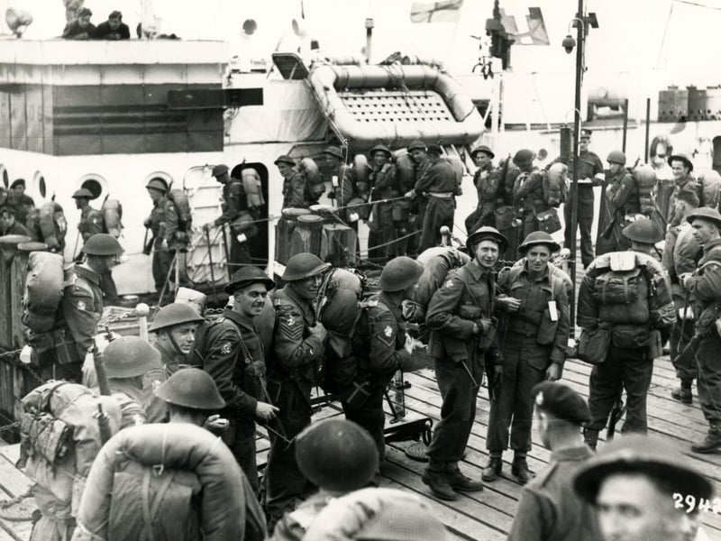 Embarkation of the Royal Canadian Engineers, believed to be at Southsea.