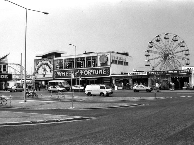 Clarence parade Pier Fairground and Ferris wheel around the 1970's