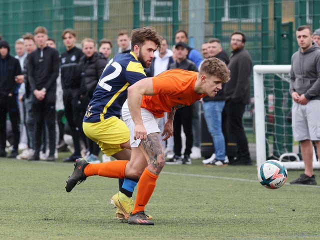 Pelham Arms (blue/yellow) v Fort Cumberland. Picture by Kevin Shipp