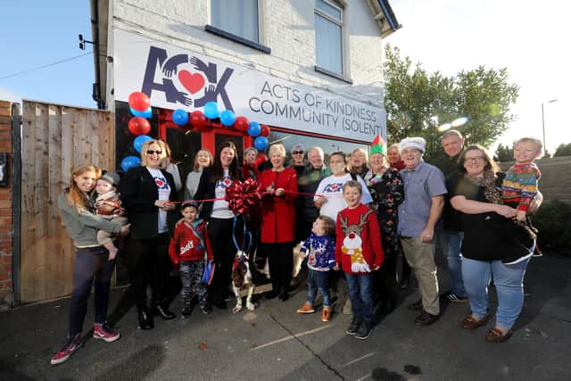 Opening of Act of Kindness by Cllr Susan Bayford (in red), Gosport Road, Fareham last year.
Picture: Chris Moorhouse     (011219-27)