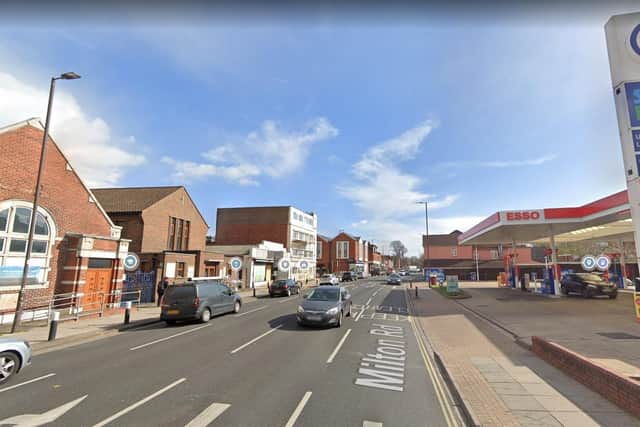 Police were scrambled to the stretch of road opposite Edgeware Road, near the petrol station, to reports of a fight involved a man and a woman between 12.30am and 1.05am.
