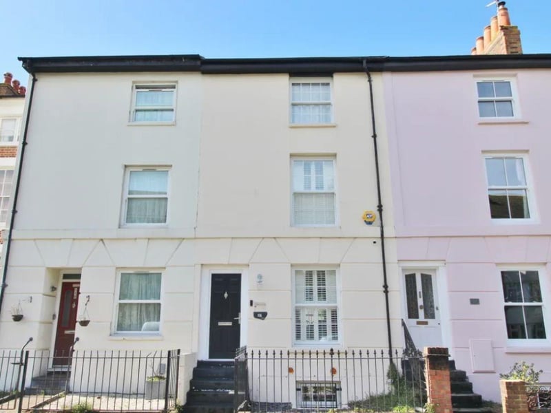 This property comes with three bedrooms, one bathroom and two reception rooms as well as a courtyard. This house is on the market for £575,000 and it is on the market with Jeffries & Dibbens Estate Agents. The listing says: "Stunning three bedroom home. This impressive townhouse is situated in one of Southsea's most requested Conservation Areas and can be found along St. James' Road." This listing says: "The property which spans over 1300sq.ft of living space, has been meticulously renovated by the current owners to create a home which offers contemporary style and classic charm throughout." This property is in an ideal location and is a stone's throw from the city centre. This family home would be a brilliant investment as it is near public transport links and has easy access to the M275.