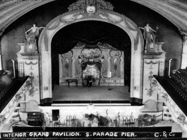 The theatre in the pavilion on South Parade Pier in 1908