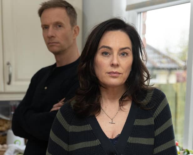 The Feud introduces Emma and John Barnett, played by Jill Halfpenny and Rupert Penry-Jones (Picture: Channel 5)
