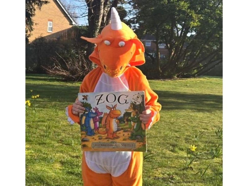 What a fantastic Zog costume!