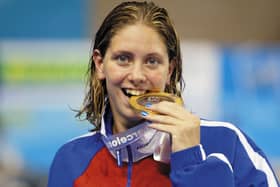 Flashback - Katy Sexton wins gold in the Women's 200m Backstroke Final during the 10th Fina World Swimming Championships in Barcelonain 2003. Photo by Shaun Botterill/Getty Images.