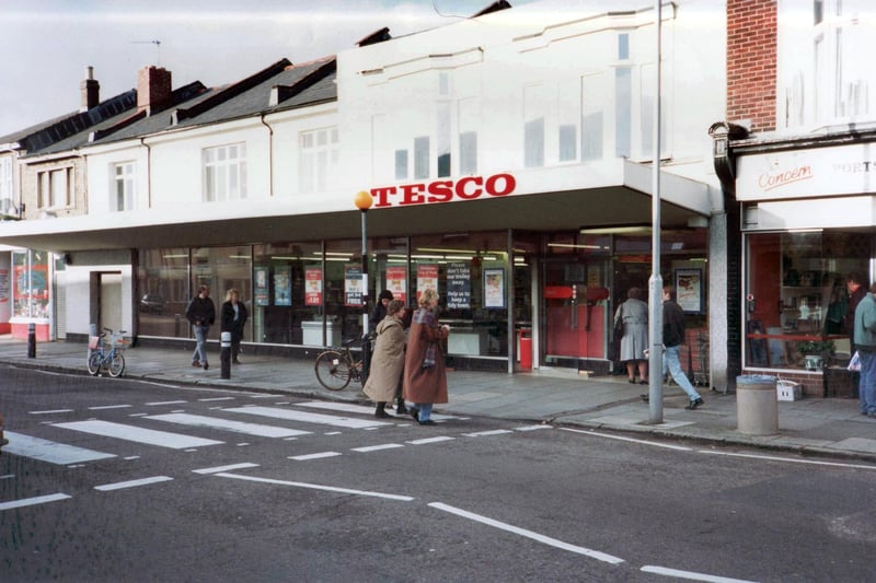 Tesco, Albert Road Portsmouth around 1994 Picture: 0712-4