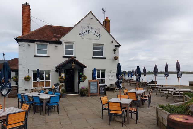 The Ship Inn on Langstone Road is another pub that provides incredible views across the harbour. It has a rating of 4 out of 5 from 1,267 TripAdvisor reviews.