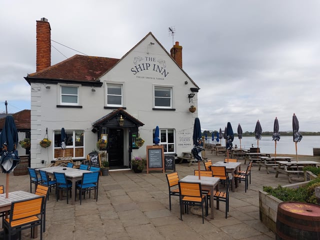 The Ship Inn on Langstone Road is another pub that provides incredible views across the harbour. It has a rating of 4 out of 5 from 1,267 TripAdvisor reviews.