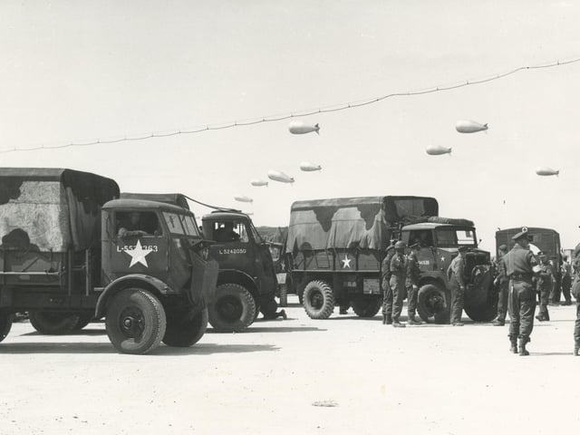Transport embarking, June 1944(c) The News, War Series 2872