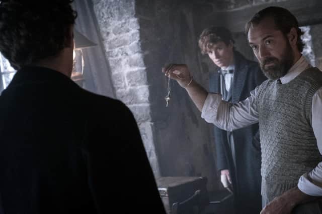 Eddie Redmayne as Newt Scamander and Jude Law as Albus Dumbledore in Fantastic Beasts: The Secrets Of Dumbledore.