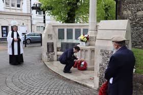 Alan Mak laid a wreath in honour of the Royal British Legion's 100th anniversary.
