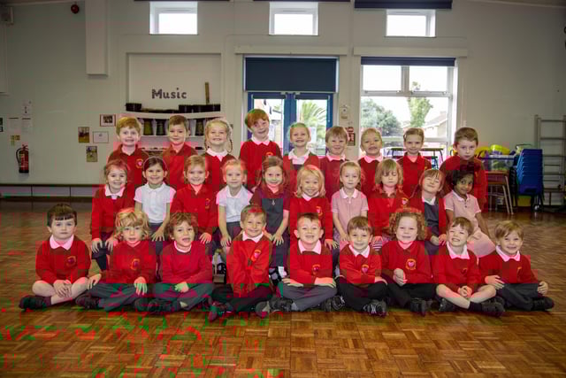 Bumblebees Class Photo by Alex Shute