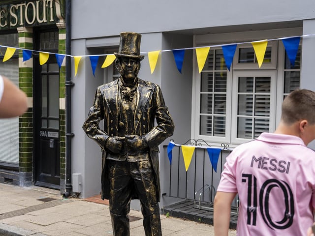 Living statues at the 150th anniversary of the Battle of Southsea on August 3.