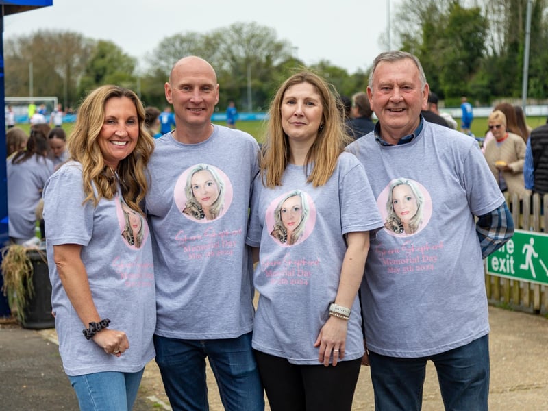 Sherie's sister Diana Barnard, twin brother Colin Barnard, sister Amy Wolstencroft, and dad Colin Barnard.