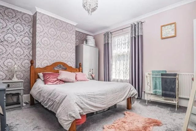 This property comes with a gorgeously modern upstairs bathroom.