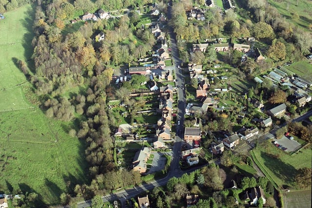 An aerial view of Shedfield/Waltham Chase in 1998.
