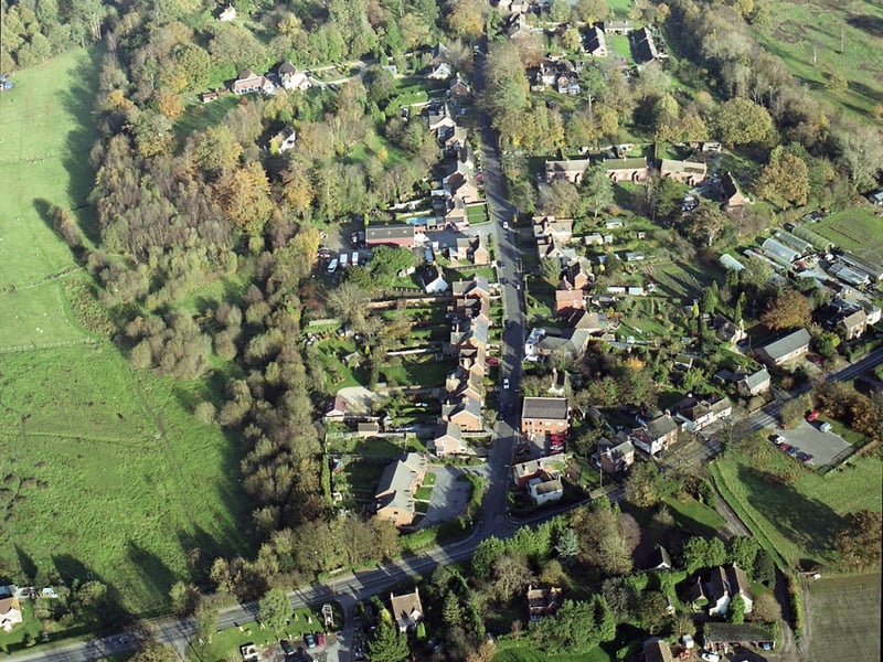 An aerial view of Shedfield/Waltham Chase in 1998.