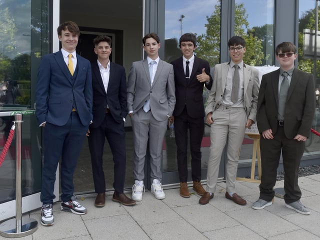 Pupils from Purbrook Park School in Waterlooville, enjoyed their Prom at the Hilton Hotel within the Utilita Bowl, Hedge End, on Thursday, June 27, 2024.Picture: Sarah Standing (270624-5587)