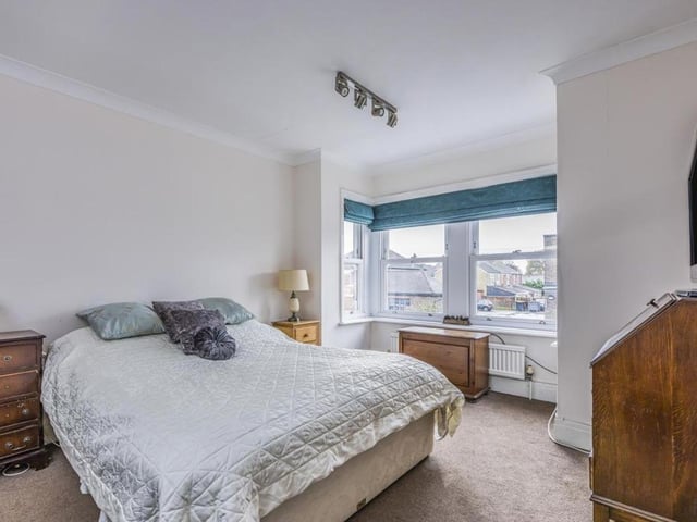 The listing says: "There is a potential for any new buyer to extended and convert the loft (subject to necessary permissions)."