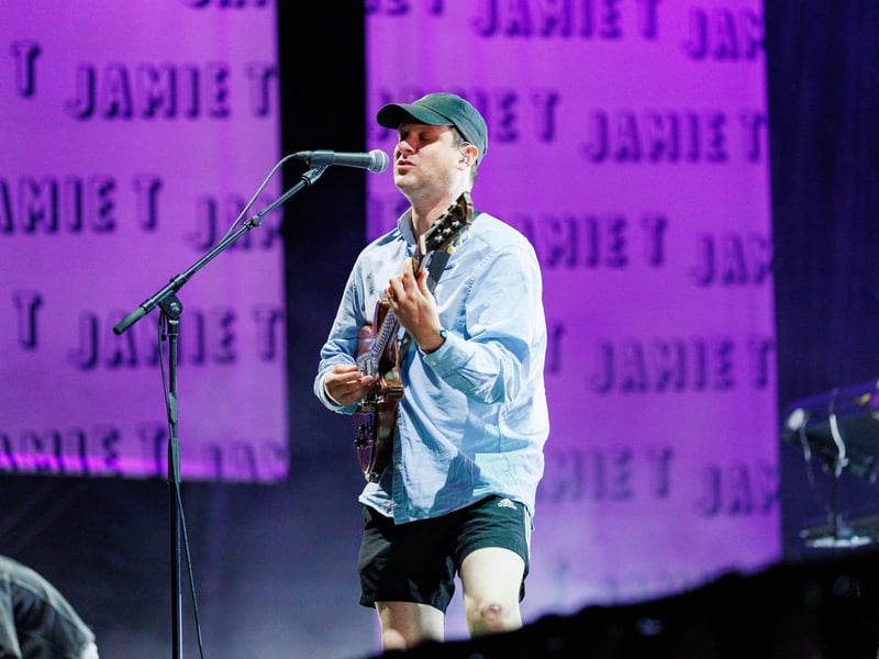 Jamie T performance on the Common Stage Picture:Marcin Jedrysiak