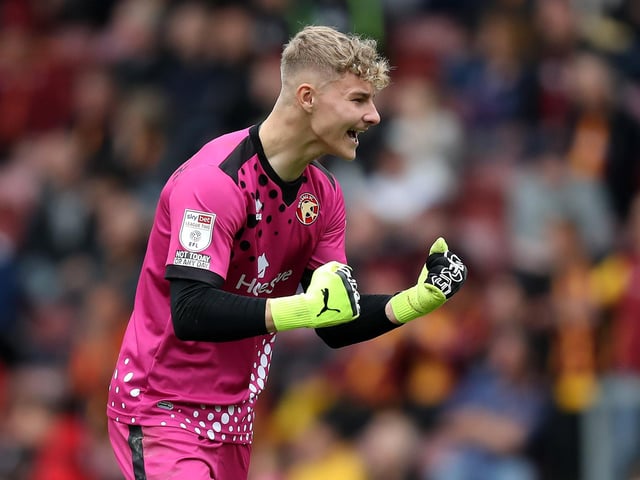 Brighton - Lincoln (loan)