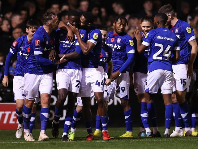 Points: 87.
Goal difference: +33.