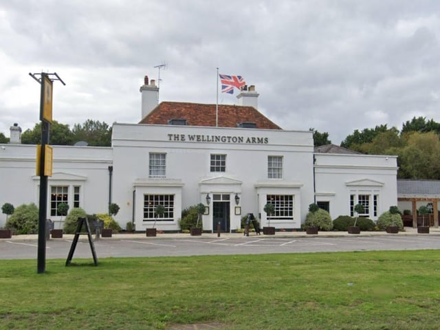 Set in a stunning Hampshire village, The Wellington Arms, Basingstoke, is a beautiful venue to tuck into some delicious treats.