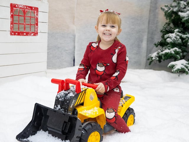 Reyah, 3, enjoying the Havant Christmas lights switch on at Wonder.   Photos by Alex Shute