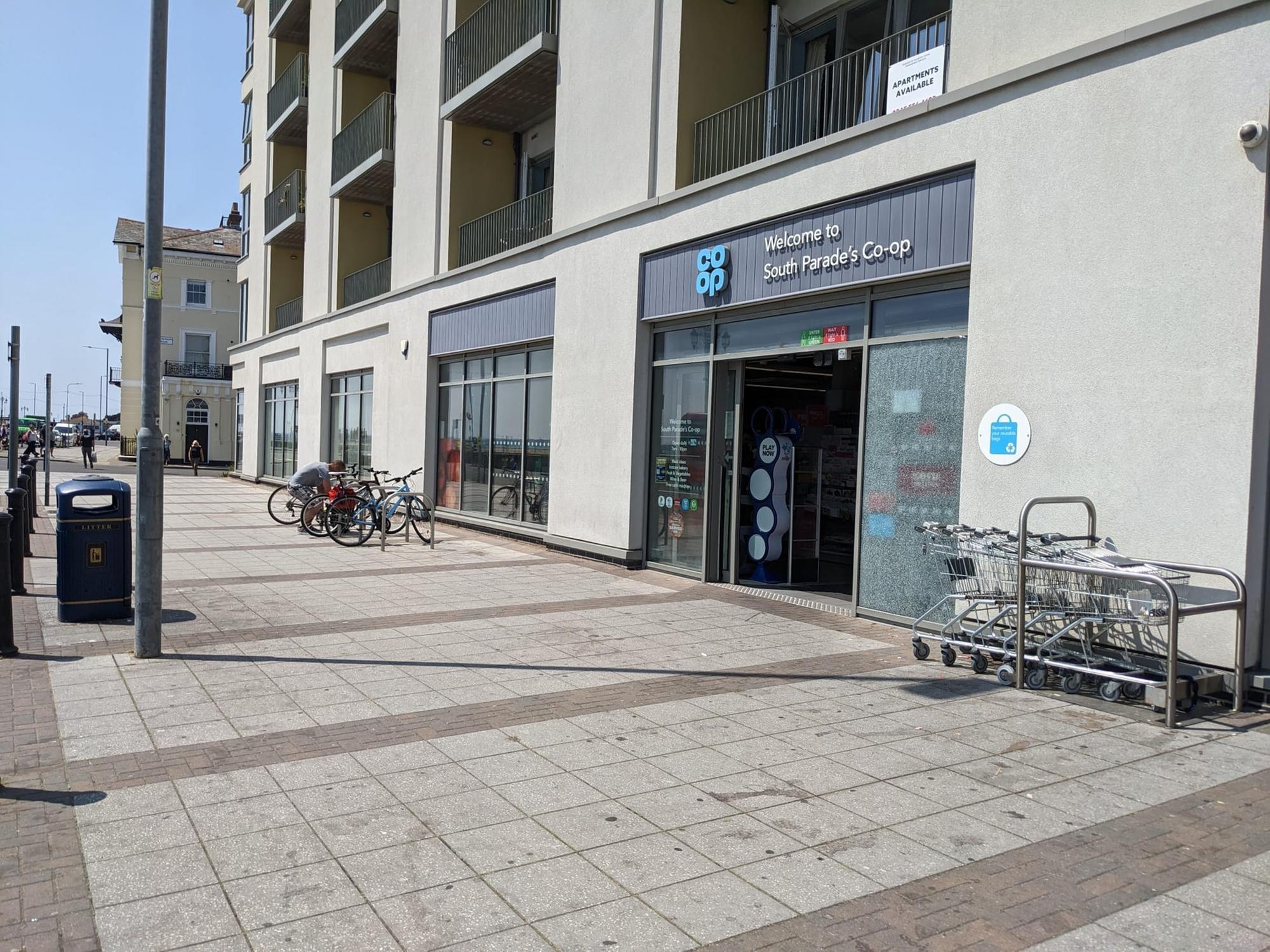 Southsea Co-op store shuts early due to "anti-social behaviour" amid Portsmouth police crackdown - Vimarsana News