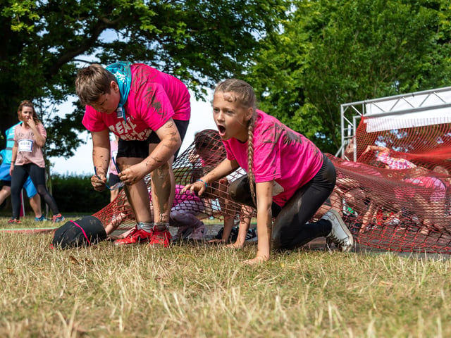 The Pretty Muddy kids race