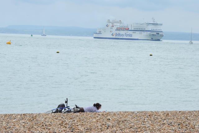 Families enjoying the bank holiday Monday along Southsea seafront and Old Portsmouth on Monday, May 2. Picture: Sarah Standing (020522-5445)
