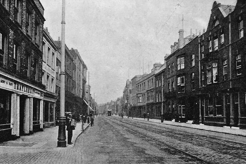 High Street, Old Portsmouth pre-war.
It is not often we see a photograph of High Street, Old Portsmouth showing the north side of the street.