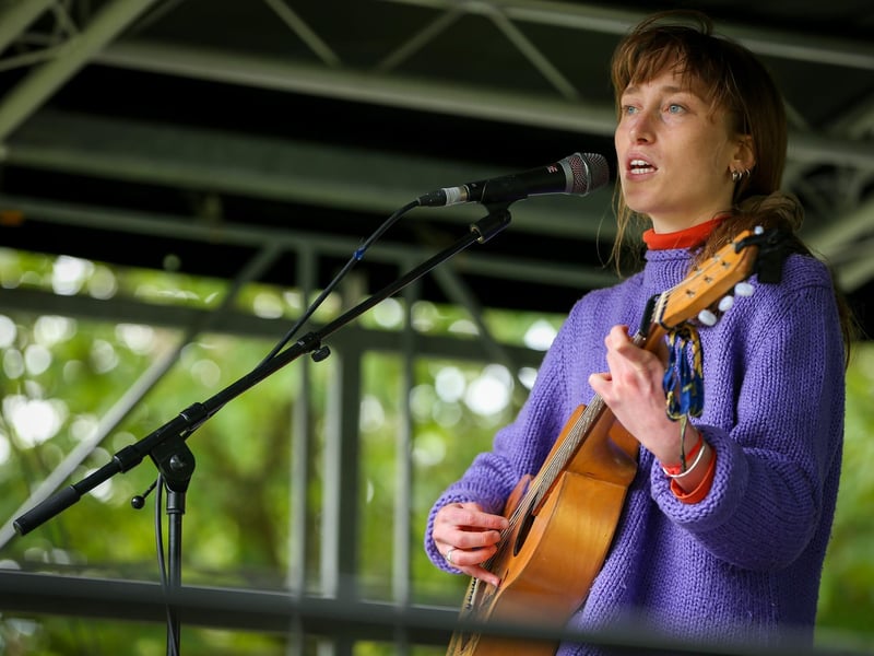 Singer-songwriter Omam Dawn. Live at the Bandstand, Victoria Park, Portsmouth
Picture: Chris Moorhouse (010624-39)