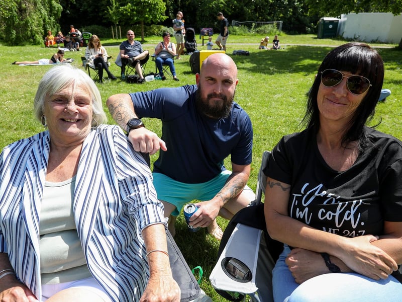 From left, Christine Tanner, Garry Tanner and Jackie Kuczmyjiw. Live at the Bandstand, Victoria Park, Portsmouth
Picture: Chris Moorhouse (010624-51)
