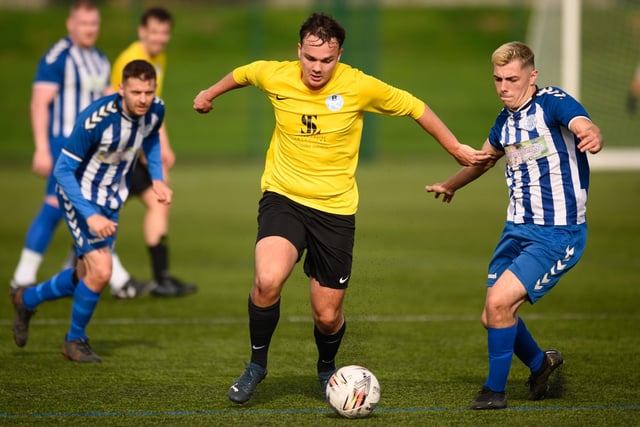 Burrfields (yellow) v Wickham. Picture: Keith Woodland