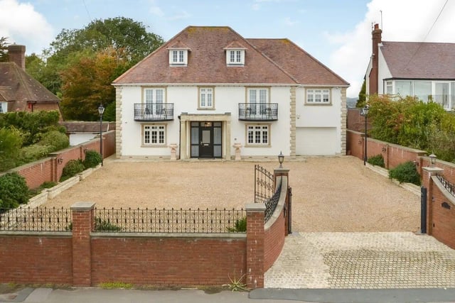 5 bed detached house for sale in Portsdown Hill Road, Portsmouth PO6, for £2,500,000. Photo credit: Zoopla